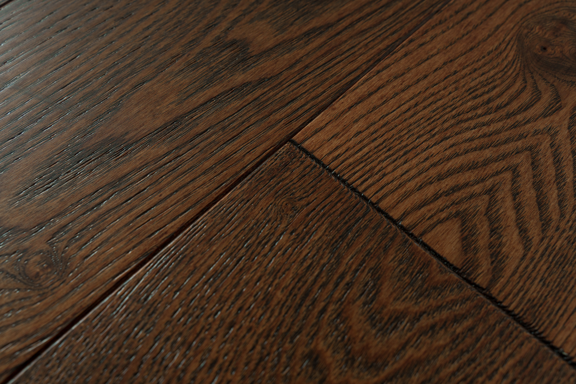 Паркетная доска AmberWood Фьюжен Ясень Шоколад Кантри браш, лак 909х125х14 мм (0,909 м2/упак)